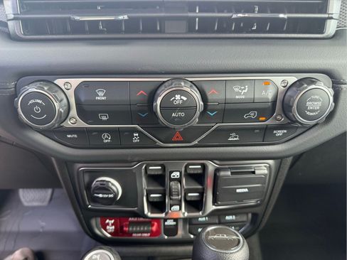 New 2026 Jeep Gladiator Mojave AWD/4WD image 27