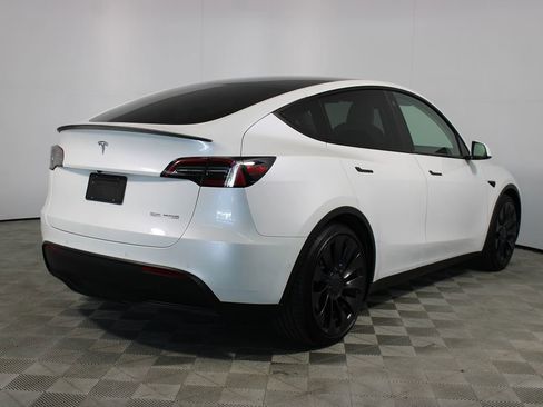 Used 2022 Tesla Model Y Performance AWD/4WD image 35