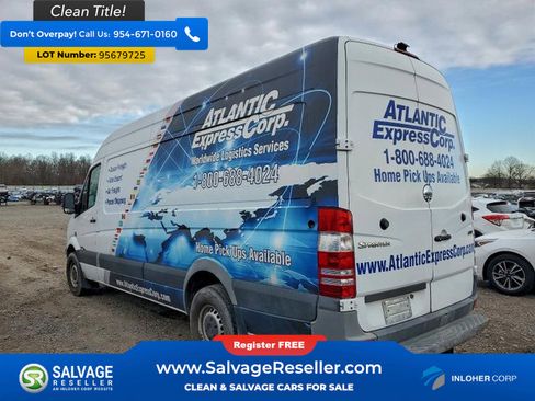 Used 2009 Freightliner Sprinter 2500 image 3