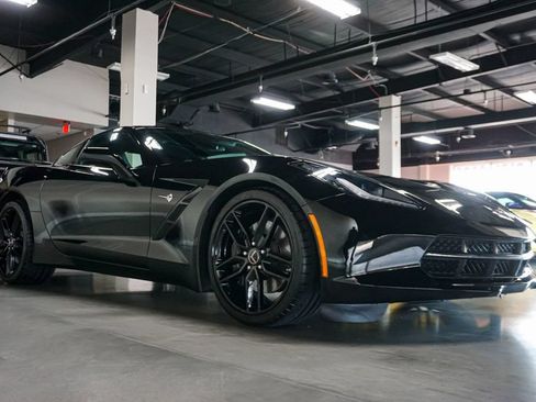 Used 2014 Chevrolet Corvette Stingray Coupe w/ 2LT Preferred Equipment Group RWD image 2