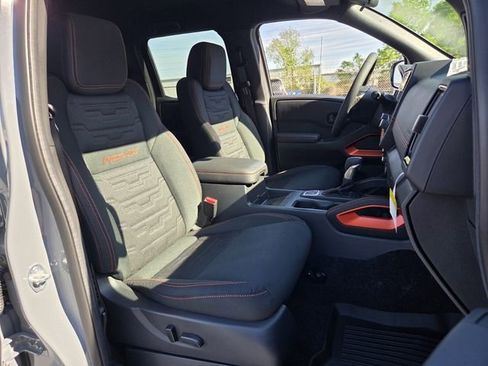 New 2026 Nissan Frontier PRO-4X AWD/4WD image 13
