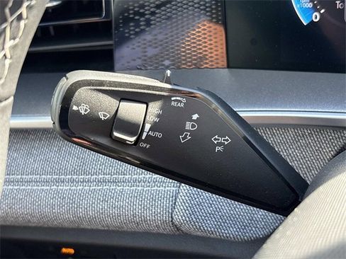 Certified 2025 Volkswagen Tiguan S image 26