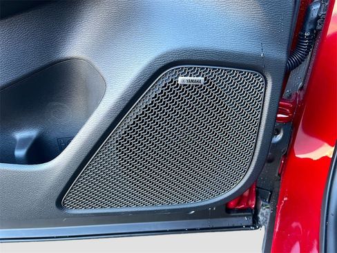 New 2025 Mitsubishi Outlander SE image 19