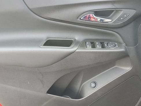Certified 2024 Chevrolet Equinox LT w/ LPO, Floor Liner Package AWD/4WD image 16