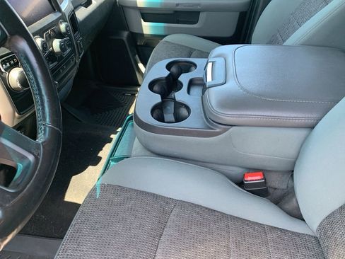 Used 2018 RAM 1500 Big Horn RWD image 13