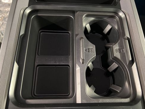 New 2026 Ford F250 Lariat w/ Black Appearance Package image 17