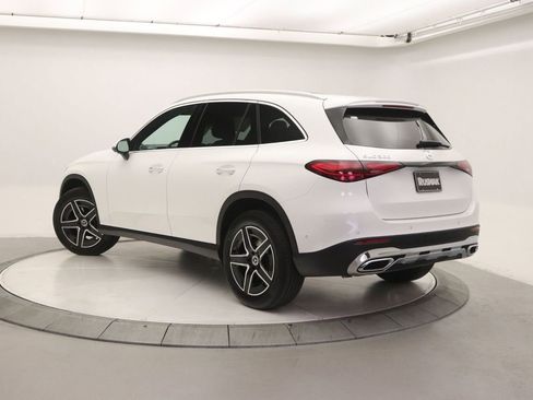 New 2026 Mercedes-Benz GLC 300 GLC 300 image 2