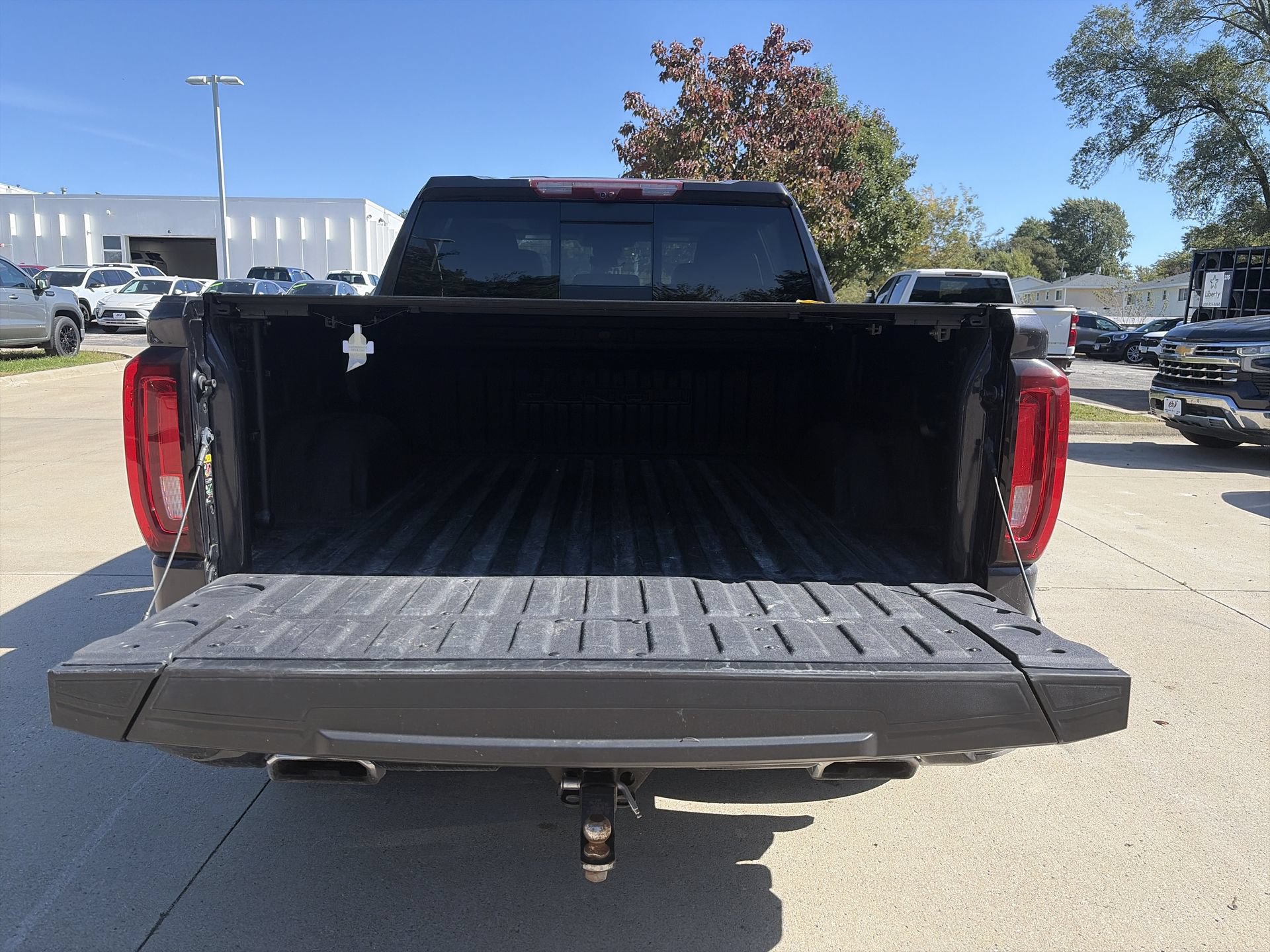 Used 2023 GMC Sierra 1500 Denali w/ Denali Reserve Package AWD/4WD image 28