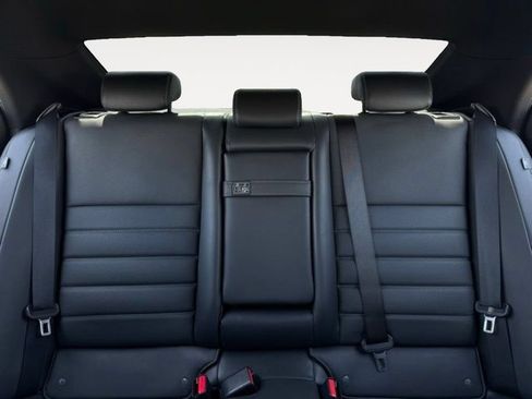 Used 2024 Lexus IS 500 RWD image 21