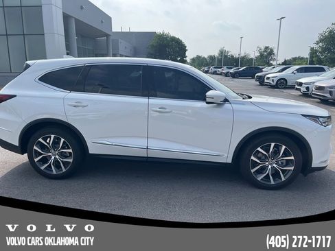 Used 2024 Acura MDX FWD w/ Technology Package image 4