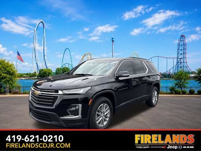 Used 2023 Chevrolet Traverse LT