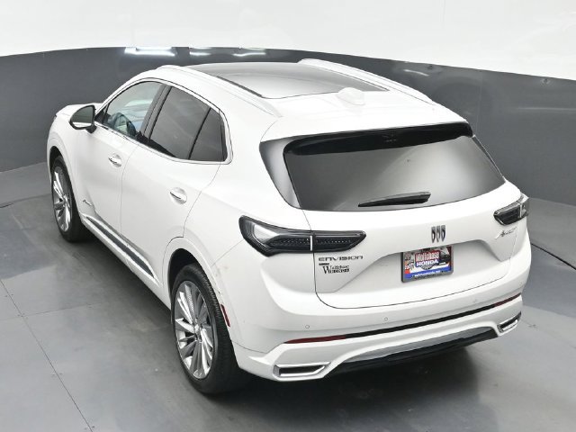 Used 2025 Buick Envision Avenir AWD/4WD image 31