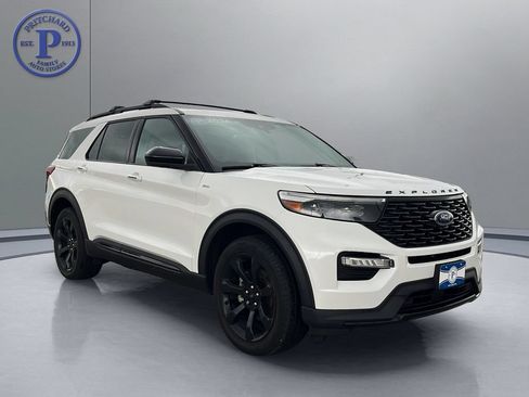 Used 2024 Ford Explorer ST-Line w/ Class IV Trailer Tow Package AWD/4WD image 1