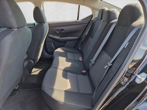 Used 2024 Nissan Sentra SV FWD image 18