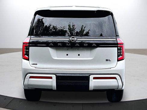 Used 2025 Nissan Armada SL w/ Captain's Chari Seat Package AWD/4WD image 8