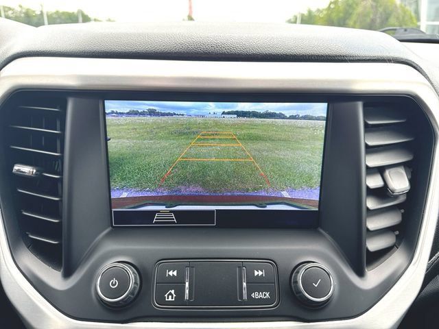 Used 2021 GMC Acadia SLE w/ Driver Convenience Package FWD image 15