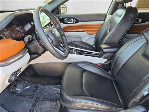 Used 2024 Jeep Compass Limited AWD/4WD image 11