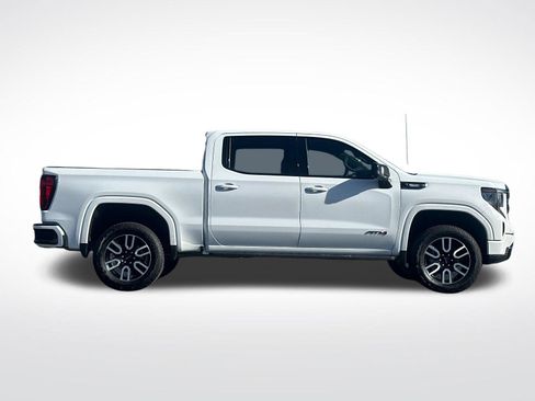 Used 2025 GMC Sierra 1500 AT4 w/ AT4 Premium Package AWD/4WD image 2