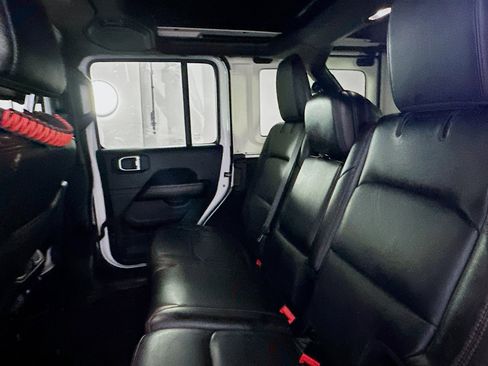 Used 2019 Jeep Wrangler Unlimited Rubicon AWD/4WD image 27