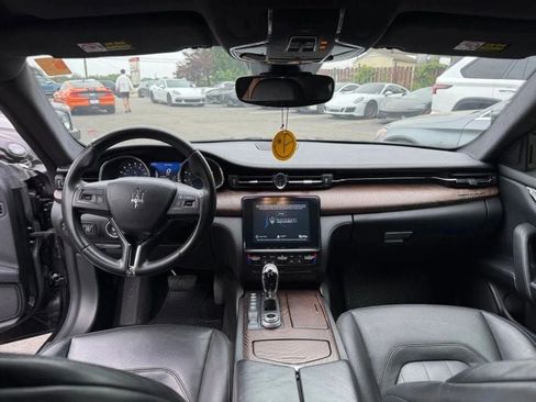 Used 2018 Maserati Quattroporte S image 21