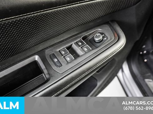 Used 2024 Volkswagen Atlas Cross Sport SE image 47