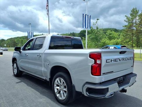 Used 2020 Chevrolet Silverado 1500 LTZ w/ LTZ Plus Package AWD/4WD image 5