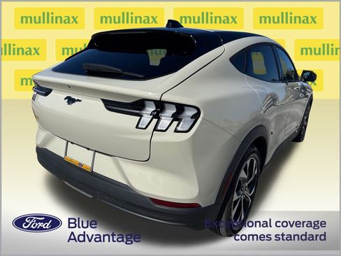 Used 2025 Ford Mustang Mach-E Select image 4