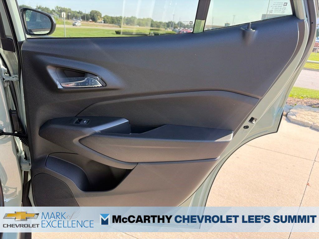 New 2026 Chevrolet Trax ACTIV w/ Driver Confidence Package FWD image 28