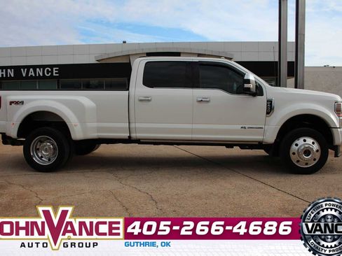 Used 2022 Ford F450 Platinum w/ FX4 Off-Road Package image 15