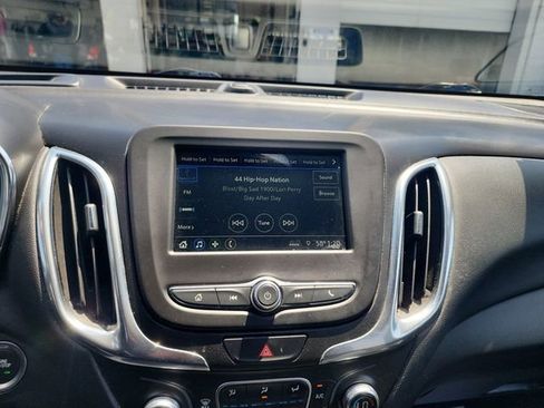 Used 2019 Chevrolet Equinox LT w/ Driver Convenience Package FWD image 23