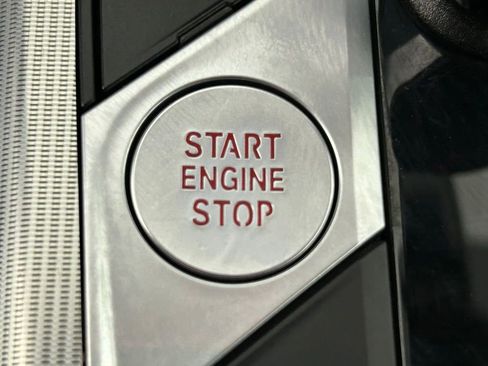 Used 2023 BMW 430i xDrive Convertible w/ M Sport Package image 26