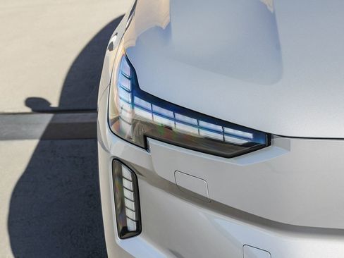 New 2025 Volvo EX90 Plus image 10