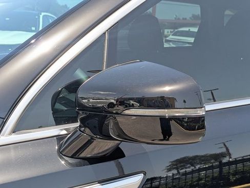 New 2026 Kia Sorento S FWD image 12