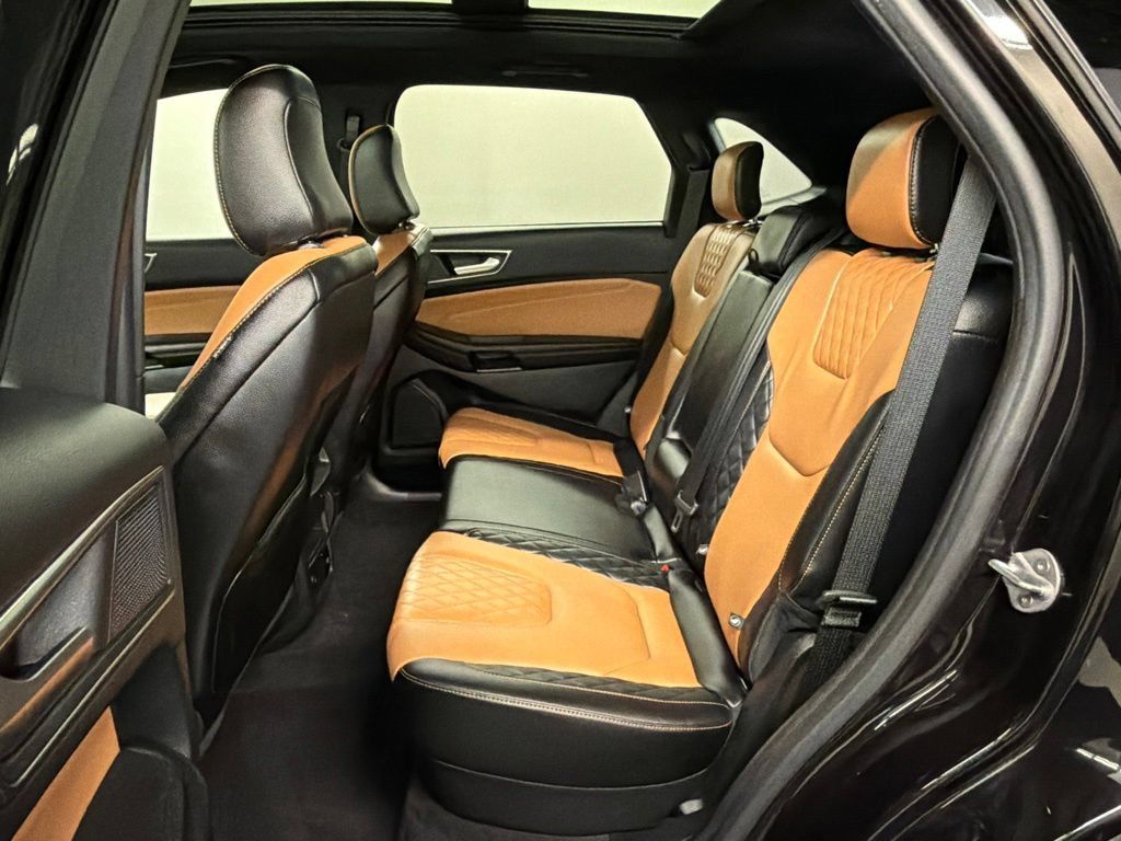 Certified 2024 Ford Edge Titanium w/ Titanium Elite Package AWD/4WD image 31