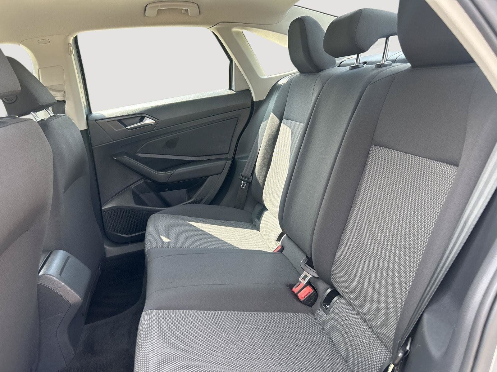 Used 2021 Volkswagen Jetta S w/ Driver Assistance Package FWD image 6