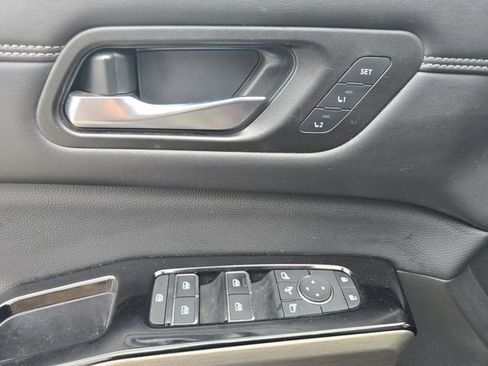 Used 2022 Nissan Pathfinder Platinum image 20