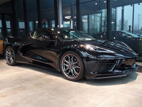 Used 2024 Chevrolet Corvette Stingray Coupe image 1