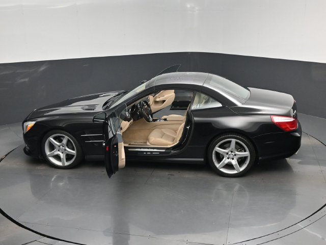 Used 2016 Mercedes-Benz SL 400 w/ Premium I Package image 17