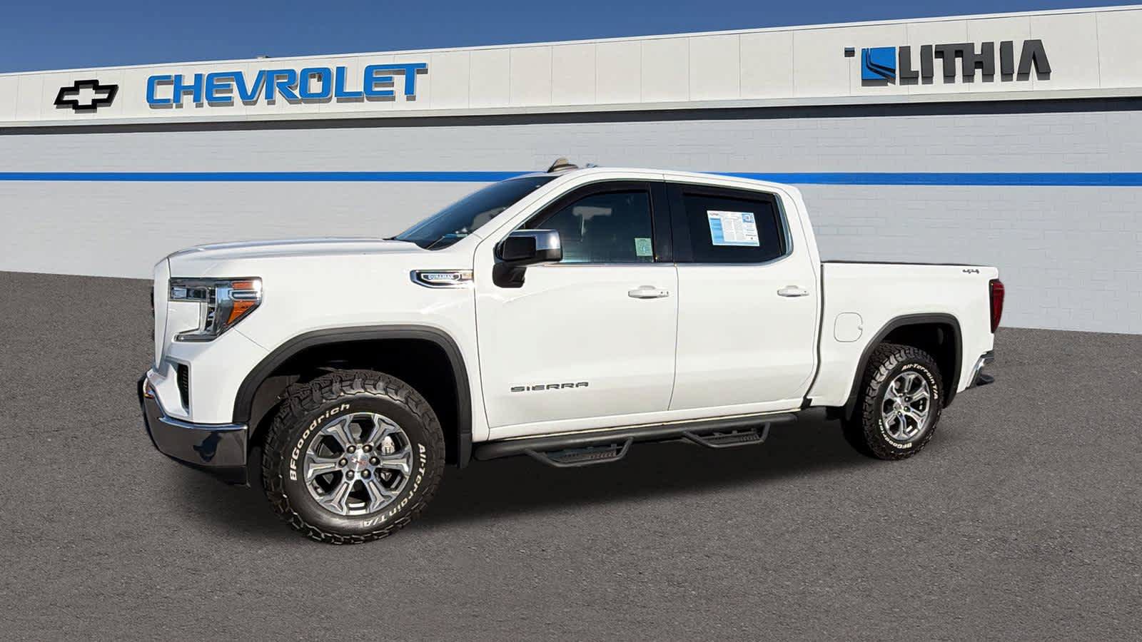 Used 2020 GMC Sierra 1500 SLE w/ SLE Value Package AWD/4WD image 8