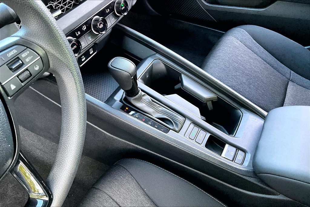 Used 2025 Honda Accord SE image 15