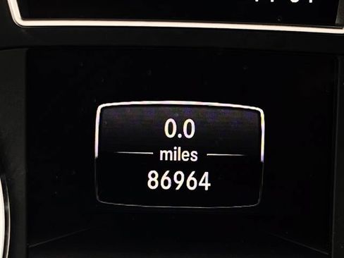 Used 2018 INFINITI QX30 Sport FWD image 22