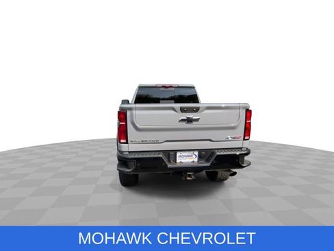 Certified 2024 Chevrolet Silverado 2500 ZR2 w/ Technology Package AWD/4WD image 8
