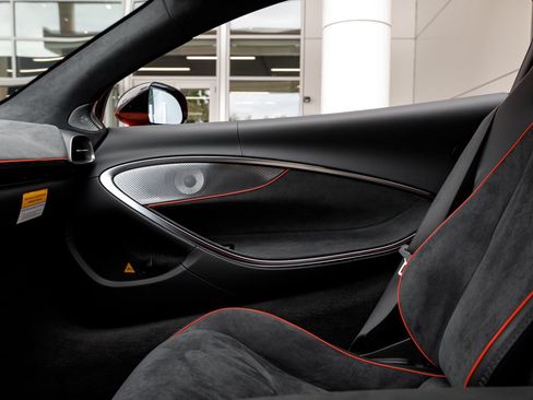 New 2026 McLaren Artura RWD image 41