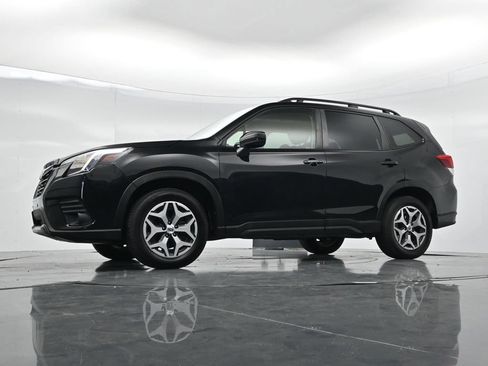 Used 2024 Subaru Forester Premium AWD/4WD image 26
