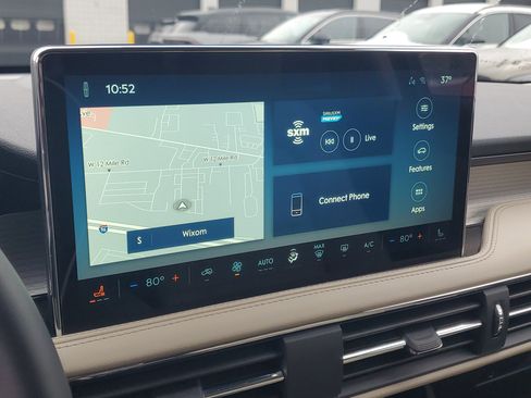 New 2026 Lincoln Corsair Premiere image 18