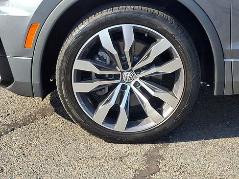 Used 2021 Volkswagen Tiguan SEL Premium R-Line AWD/4WD image 8
