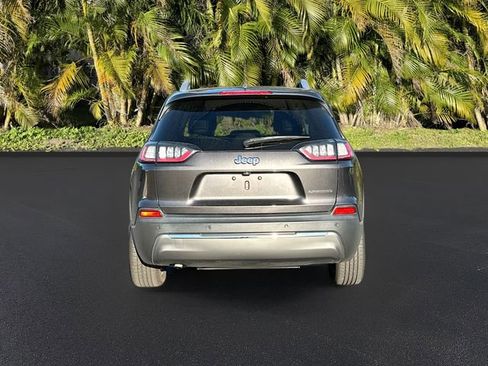 Used 2019 Jeep Cherokee Limited image 6
