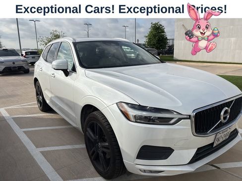 Used 2021 Volvo XC60 T5 Momentum w/ Protection Package Premier image 1