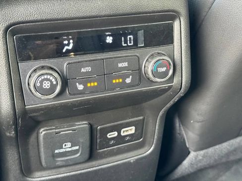 Used 2023 GMC Acadia AT4 w/ Technology Package AWD/4WD image 15