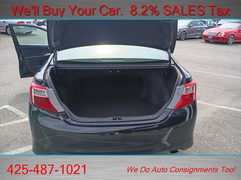 Used 2013 Toyota Camry SE FWD image 9